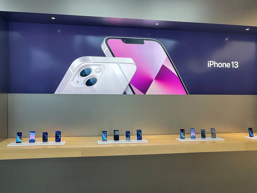 iPhone 12 vs 13: What’s the Difference?